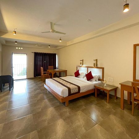 Pagoda Plantation Resort Pīrmed Екстериор снимка