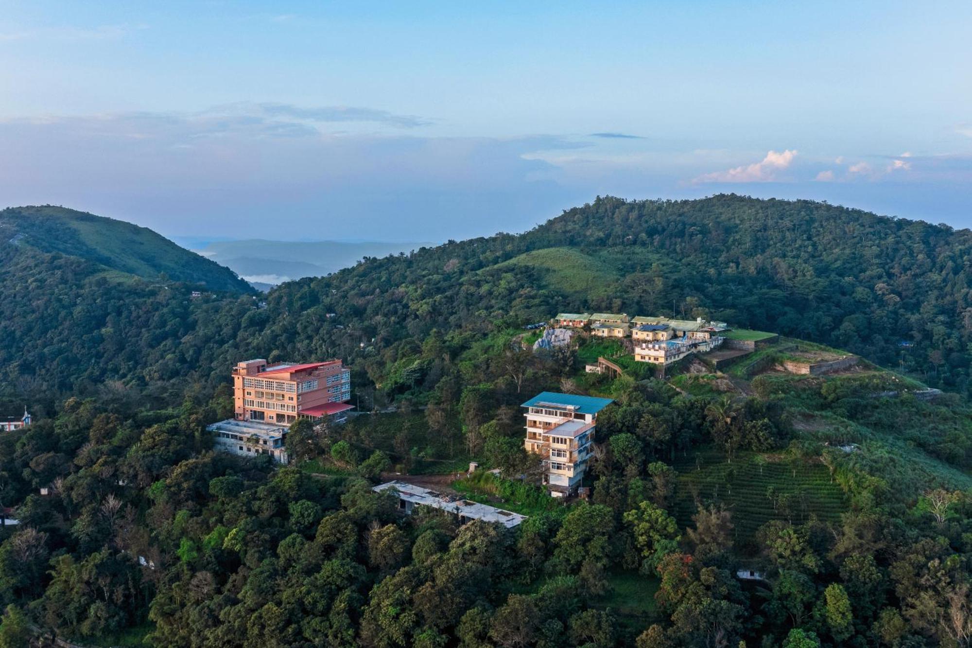 Pagoda Plantation Resort Pīrmed Екстериор снимка