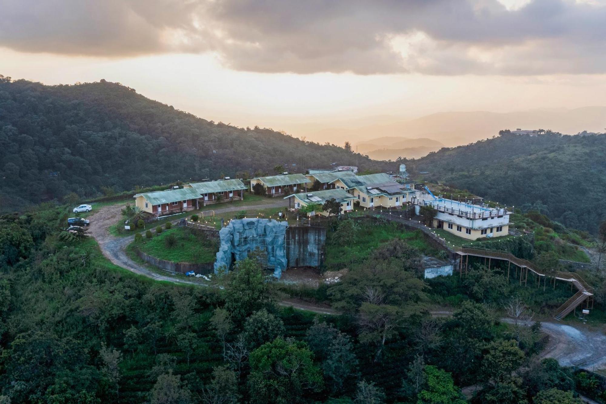 Pagoda Plantation Resort Pīrmed Екстериор снимка