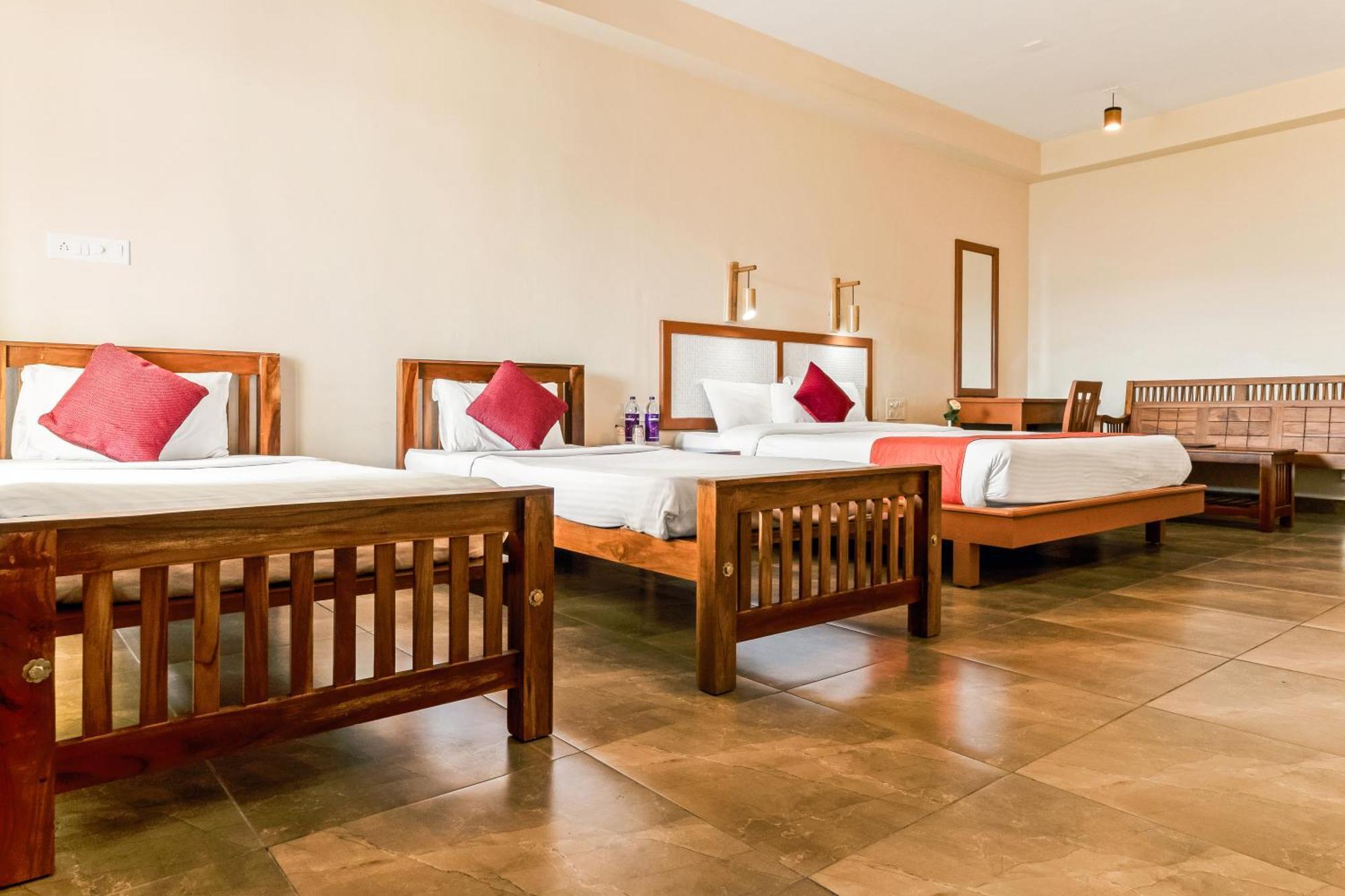 Pagoda Plantation Resort Pīrmed Екстериор снимка